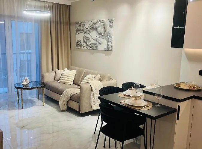 Apartament Crystal Luxury With Free Parking In Cracow For 4 Guests